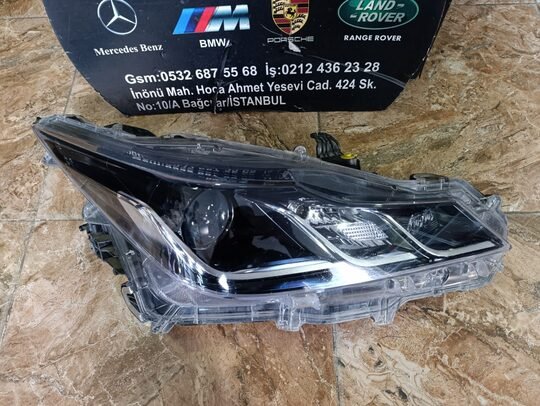 Toyota Corolla 2019-22 Sağ LED Far Çıkma 81110-02T31-00