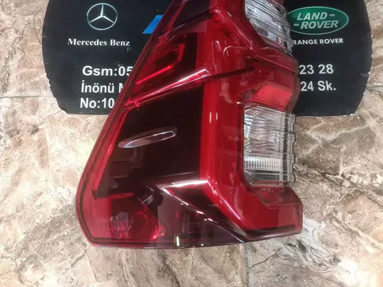 Toyota Hılux 2021-24 Sol Stop Ledli 81550-0K430