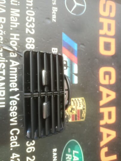 Volkswagen Golf 5 Jetta 2005-11 Arka Orta Havalandırma 1K0819203A