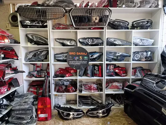 Volkswagen Golf 8 Sağ Sol Mercekli Far Sıfır Yns Beyinler Üzerinde