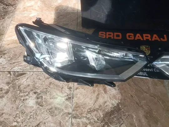 Volkswagen Passat 2014-19 Sağ Sol Halojen Far Sıfır 3G1941006B 3G1941005B