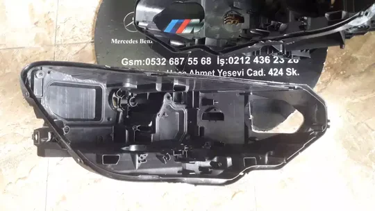Volkswagen Passat B8 Sağ Sol Far Kasası