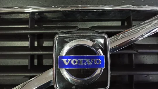 Volvo S40 V50 Ön Panjur Logolu 30744914