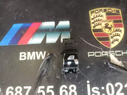 Volvo S90 V90 XC90 Tekli Cam Düğmesi 31376458