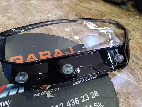 Volvo XC90 2020- Sağ Far Camı