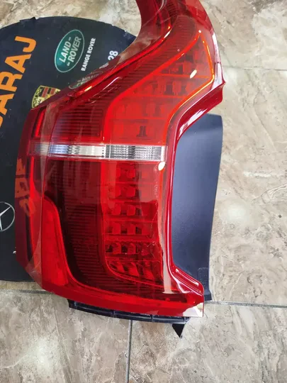 Volvo XC90 Orj Çıkma Sol Stop 31655915