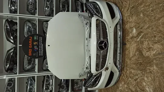 W205 C180 C200 C220 Ön Tampon