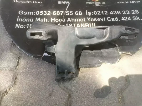 W207 Ön Tampon Braketi Sağ A2078850816