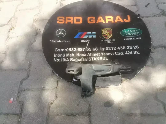 W207 Ön Tampon Braketi Sağ A2078850816