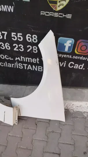 W212 Çamurluk Beyaz Çıkma Çok İyi Değiller