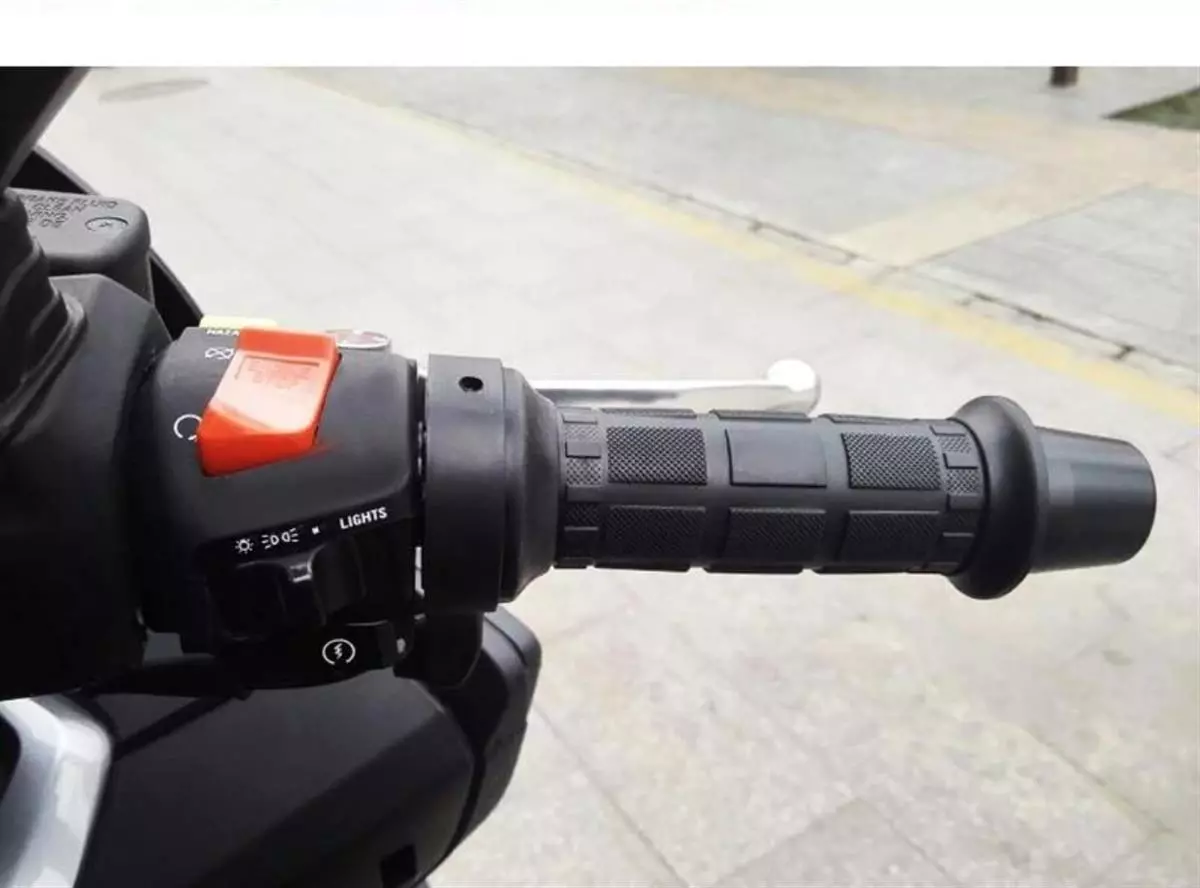 Universal Her Motora Uyumlu - Isıtmalı Elcik Motosiklet Bisiklet El Isıtıcı