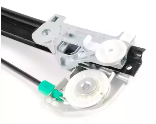 Bmw 5 Serisi E39 Arka Kapı Cam Krikosu Sol 1996-2000