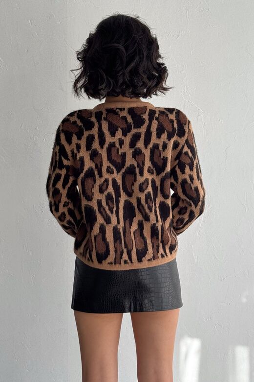Leopar Desen Düğmeli Hırka