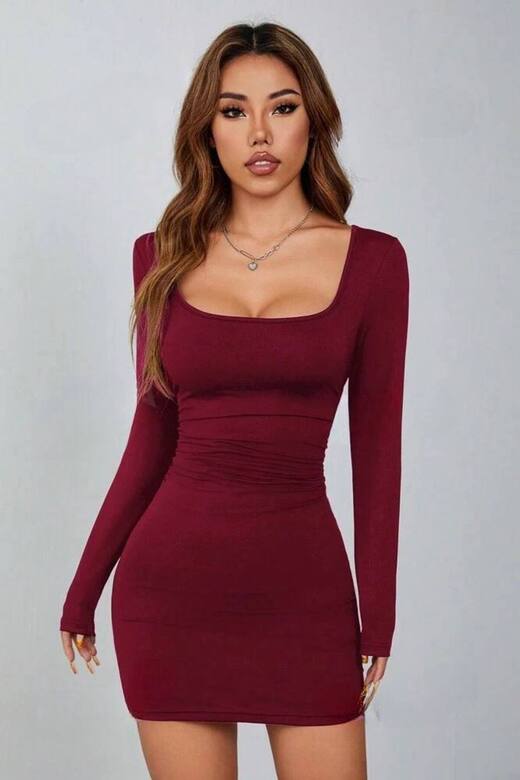 Kare Yaka Uzun Kollu Likralı Mini Elbise