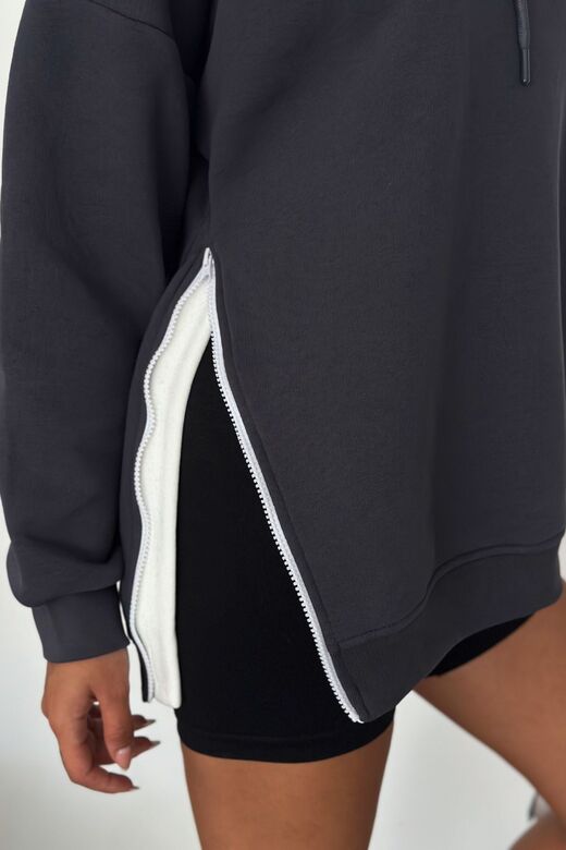 Yanı Fermuar Detaylı Forever Baskılı Sweatshirt
