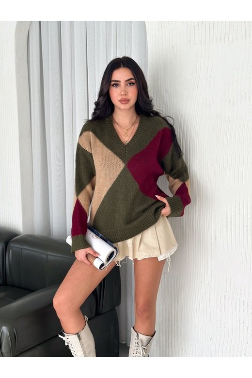 BAKLAVA DESEN V YAKA YUMUŞAK TRİKO KAZAK