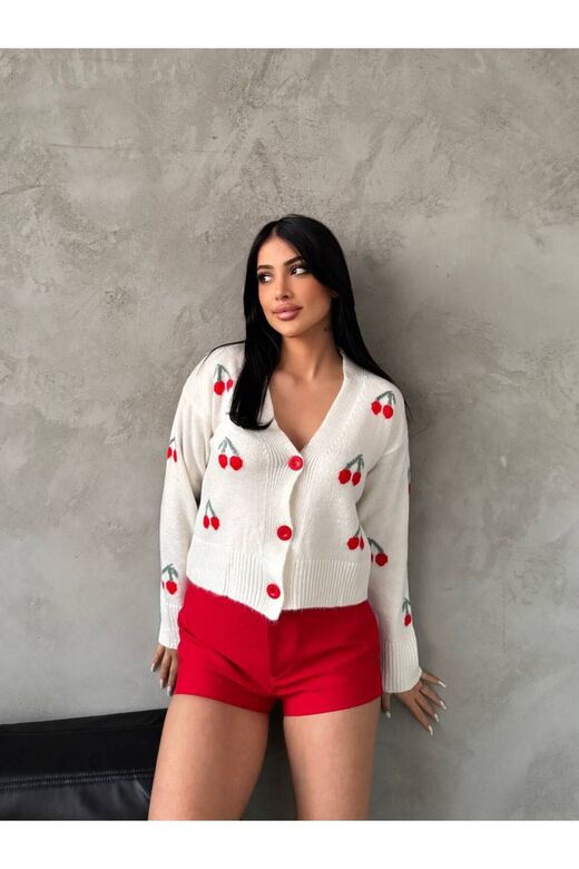 Kiraz Örme Detaylı Düğmeli  Triko Crop Hırka