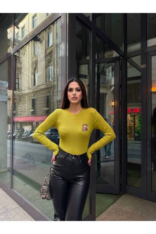 Bisiklet Yaka Yeşil Uzun Kollu Teddy Baskılı Bluz