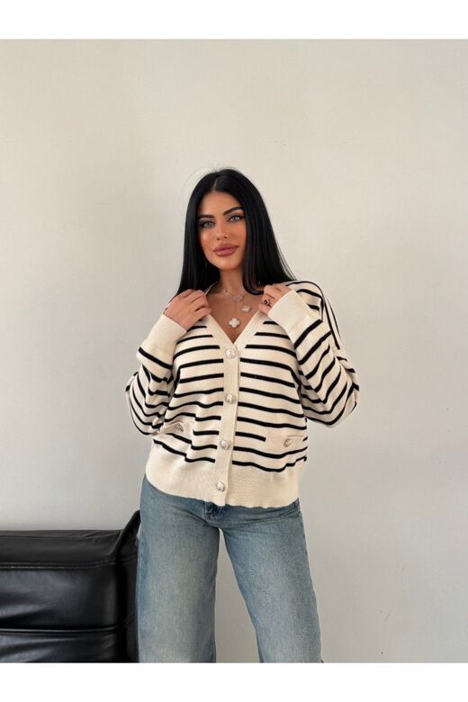 Çizgili Düğmeli Cep Detaylı  Oversize Triko Hırka