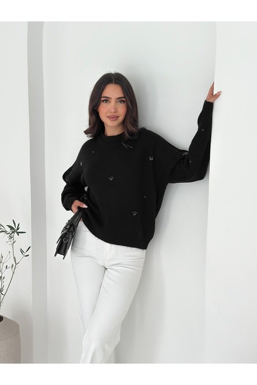 Çiçek Desenli Triko Kazak