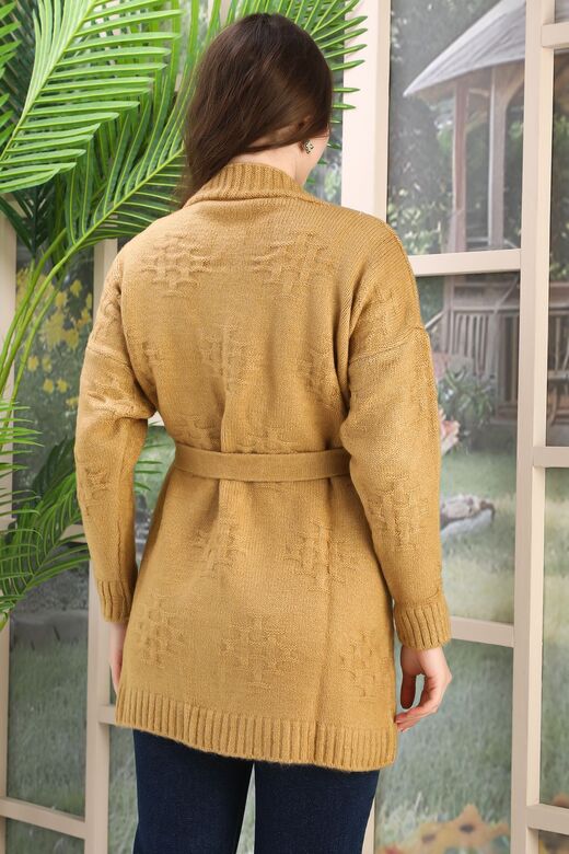 Kuşaklı Oversize Örme Detaylı Triko Hırka