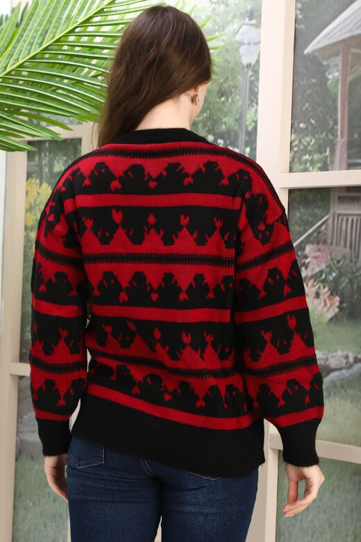 Oversize Yumuşak Örme Detaylı Düğmeli Triko Hırka