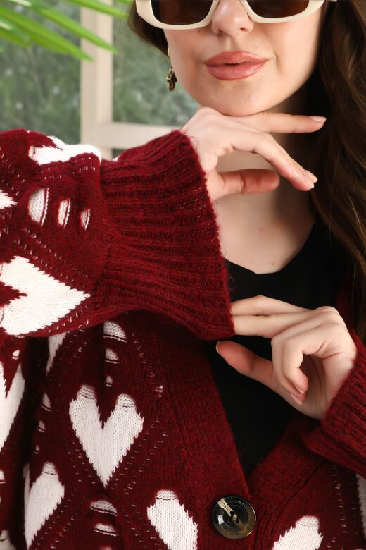 Oversize Yumuşak Kalp Desenli Örme Detaylı Düğmeli Triko Hırka