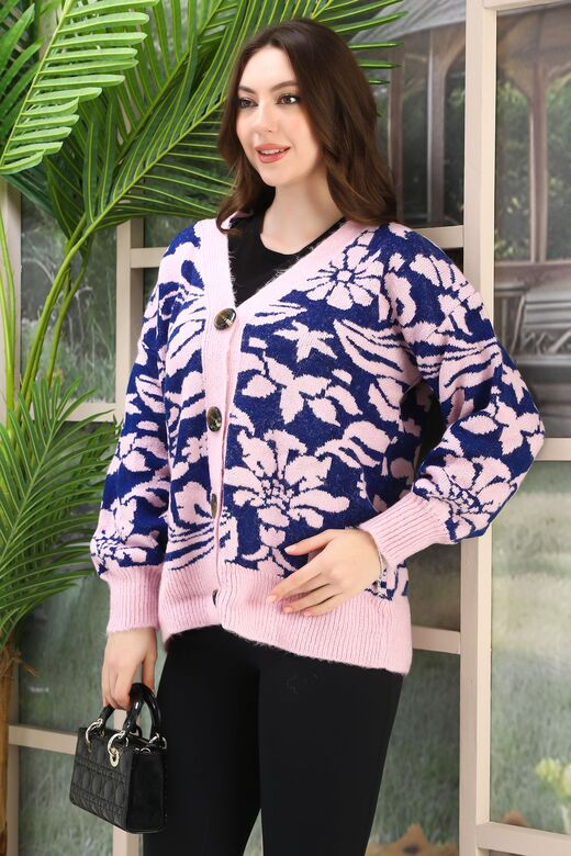 Oversize Yumuşak Çiçek Desen Örme Detaylı Düğmeli Triko Hırka