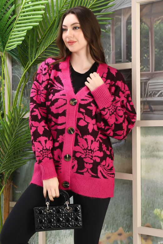 Oversize Yumuşak Örme Detaylı Düğmeli Triko Hırka