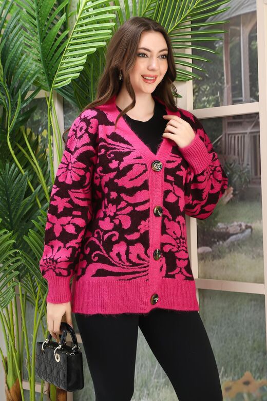 Oversize Yumuşak Örme Detaylı Düğmeli Triko Hırka