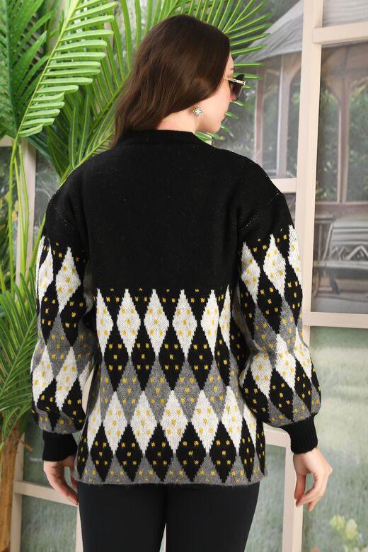 Oversize Yumuşak Örme Detaylı Düğmeli Triko Hırka