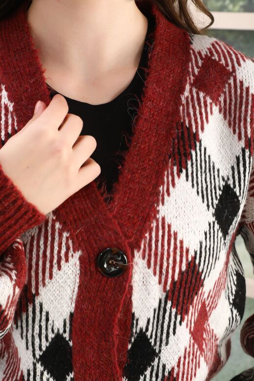 Oversize Yumuşak Ekose Kare Örme Detaylı Düğmeli Triko Hırka