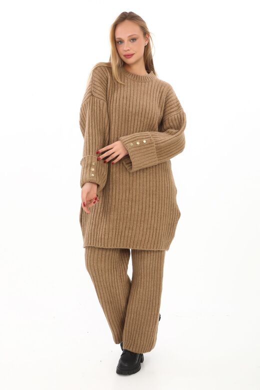 Oversize Uzun Kazak Düğme Detaylı Yumuşak  Geniş Paçalı Triko Tkım