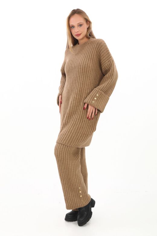 Oversize Uzun Kazak Düğme Detaylı Yumuşak  Geniş Paçalı Triko Tkım