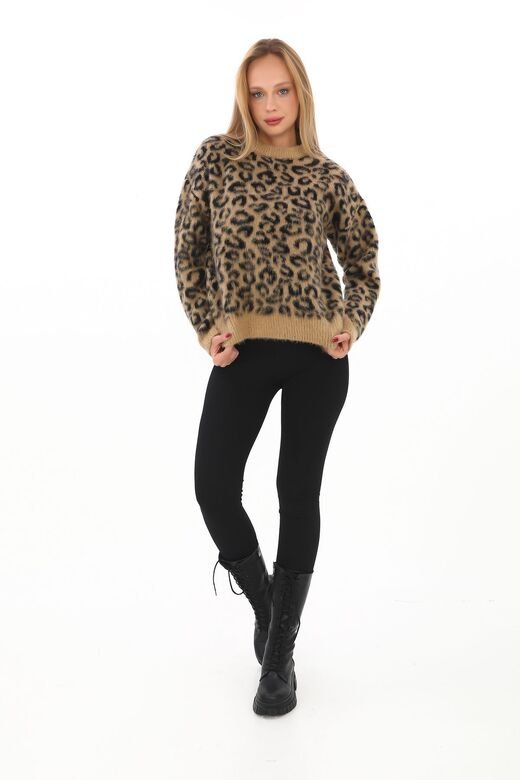 Leopar Desenli Sakalı Yumuşak Oversize Triko Kazak
