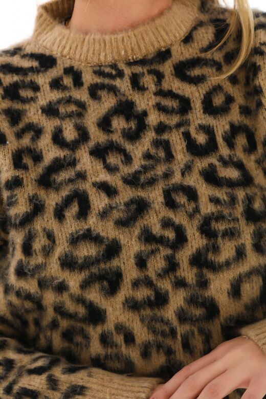 Leopar Desenli Sakalı Yumuşak Oversize Triko Kazak