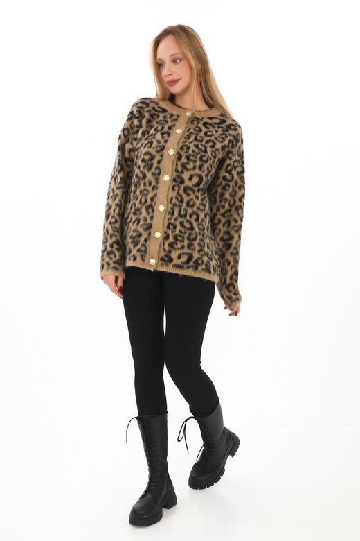 Leopar Desen Oversize Yumuşak Düğmeli Uzun Triko Hırka