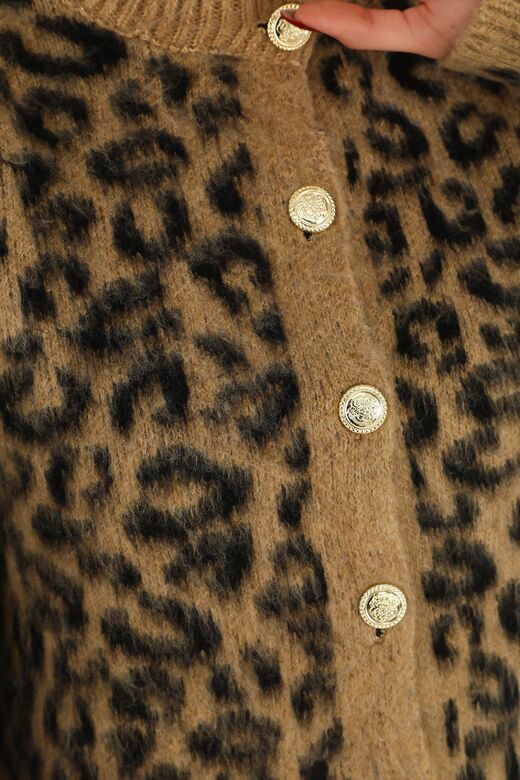 Leopar Desen Oversize Yumuşak Düğmeli Uzun Triko Hırka