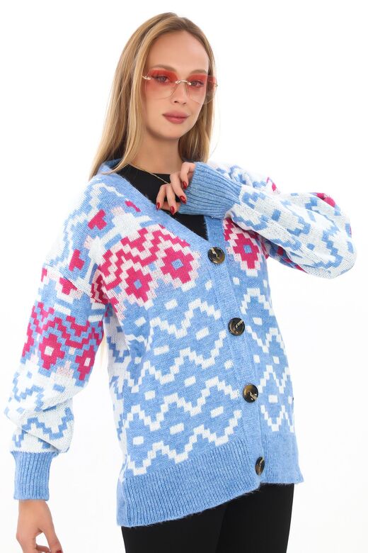 Oversize Yumuşak Örme Detaylı Düğmeli Triko Hırka