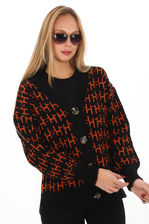 Oversize Yumuşak Örme Detaylı Düğmeli Triko Hırka
