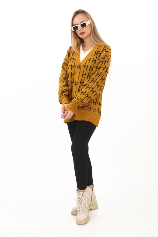 Oversize Yumuşak Örme Detaylı Düğmeli Triko Hırka