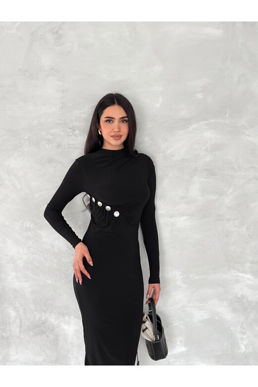 DÜĞME DETAYLI DRAPELİ BÜZGÜLÜ SANDY KUMAŞ ELBİSE