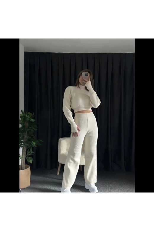 CROP BALIKÇI YAKA GENİŞ PAÇA YUMUŞAK TRİKO TAKIM