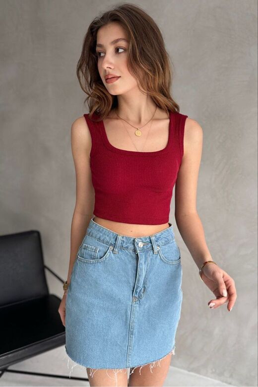 Kare Yaka Kalın Askılı Crop Fitilli Kaşkorse Kumaş Atlet