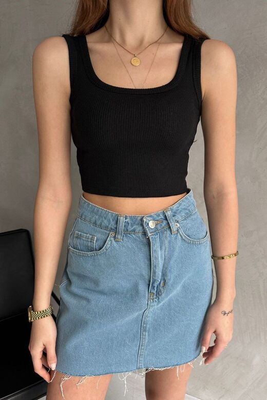 Kare Yaka Kalın Askılı Crop Fitilli Kaşkorse Kumaş Atlet