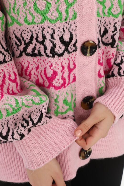 Alev Desenli Oversize Düğmeli Örme Detaylı Triko Hırka