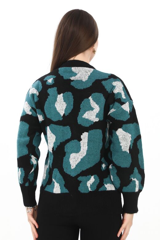 Leopar Desenli Düğmeli Oversize Örme Detaylı Triko Hırka