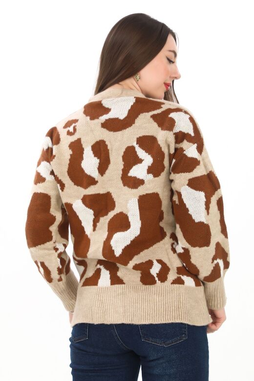 Leopar Desenli Düğmeli Oversize Örme Detaylı Triko Hırka