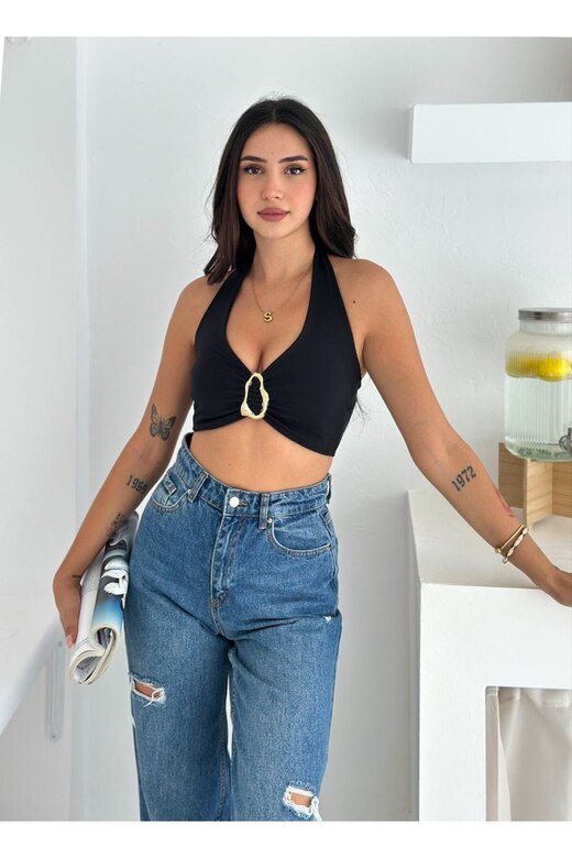 Toka Detaylı Dekolteli Boyun Bağlamalı Modal Kumaş Crop Bluz