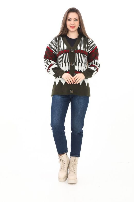 Oversize Düğmeli Örme Detaylı Triko Hırka